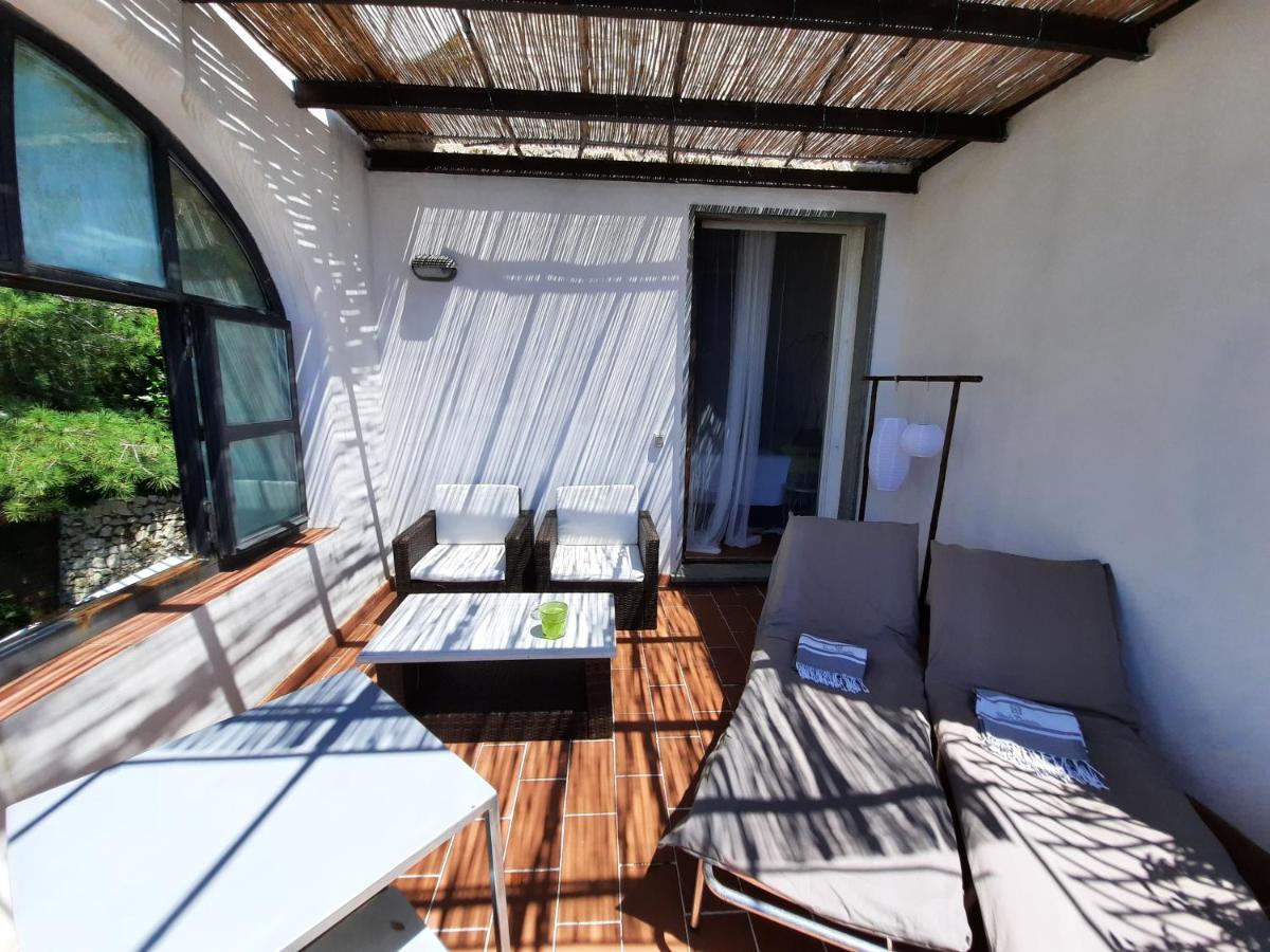 Le Terre Del Drago Apartment Bergeggi Buitenkant foto