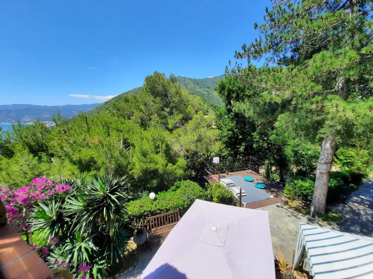 Le Terre Del Drago Apartment Bergeggi Buitenkant foto