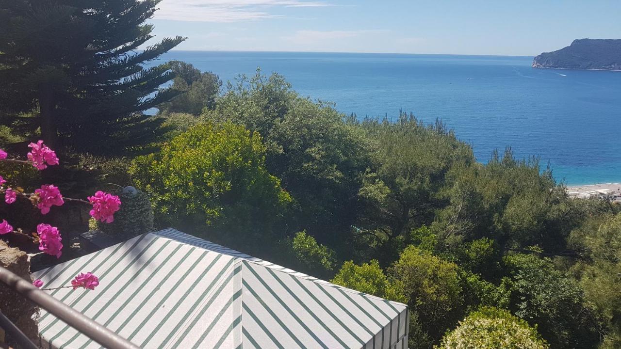 Le Terre Del Drago Apartment Bergeggi Buitenkant foto