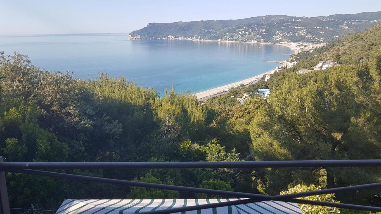 Le Terre Del Drago Apartment Bergeggi Buitenkant foto