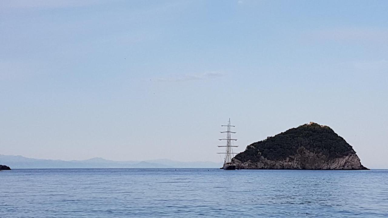 Le Terre Del Drago Apartment Bergeggi Buitenkant foto