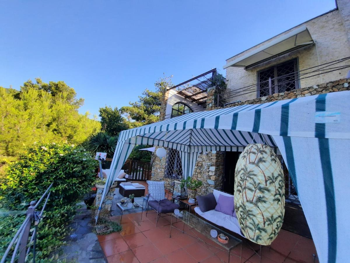 Le Terre Del Drago Apartment Bergeggi Buitenkant foto