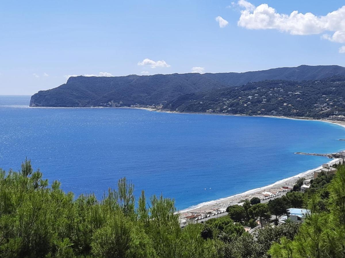 Le Terre Del Drago Apartment Bergeggi Buitenkant foto